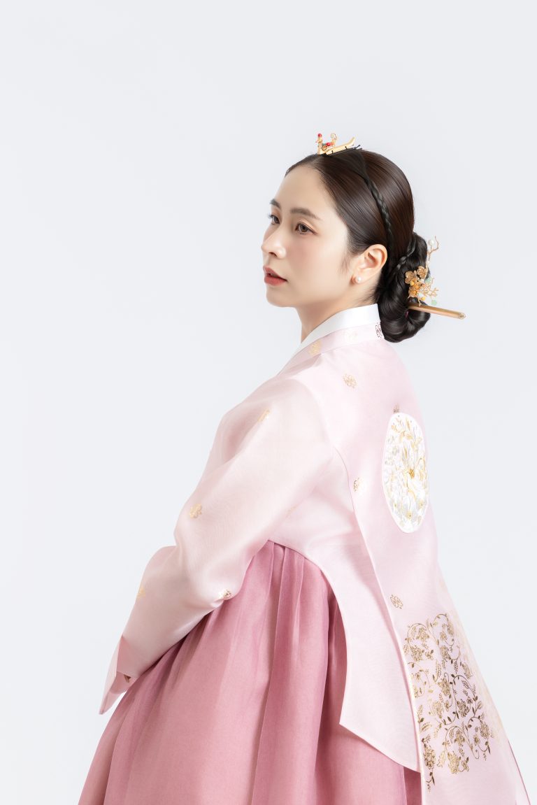 HOÀNG HẬU Q5 hover layout