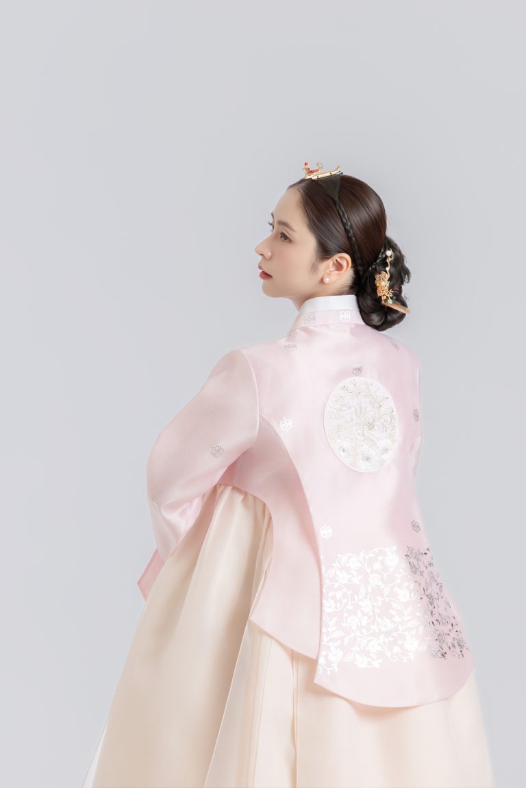 HOÀNG HẬU Q21 hover layout