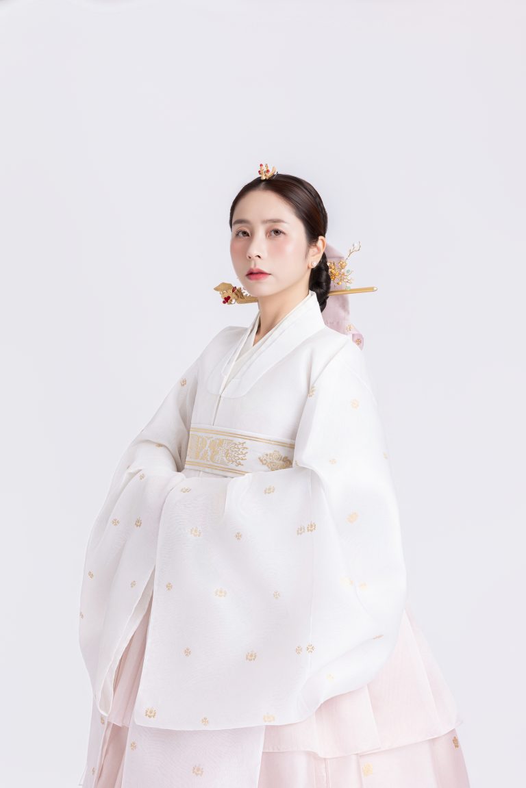 HOÀNG TỘC R2 hover layout