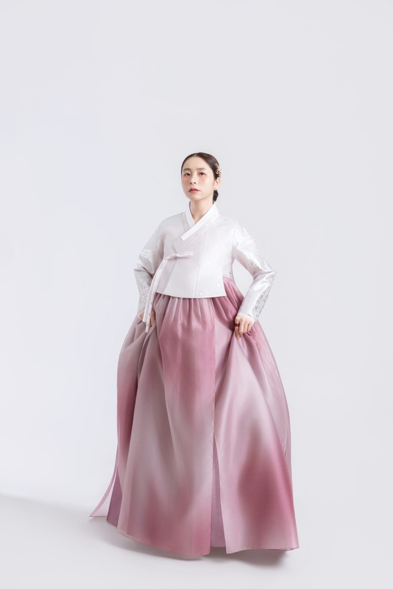 PRINCESS A20 hover layout