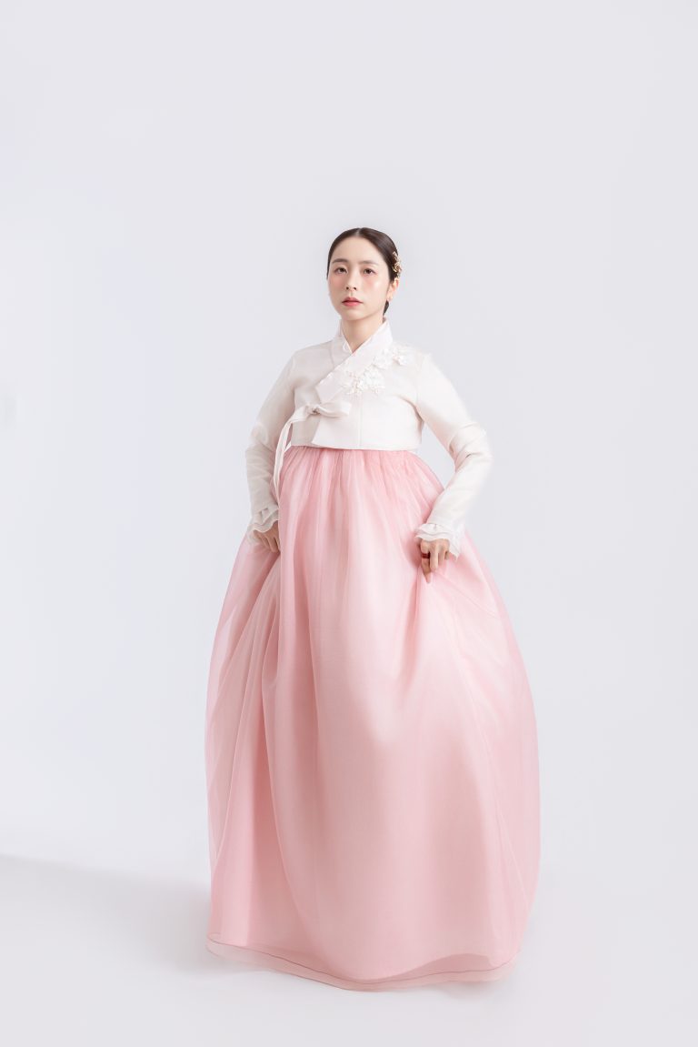 PRINCESS A23 hover layout