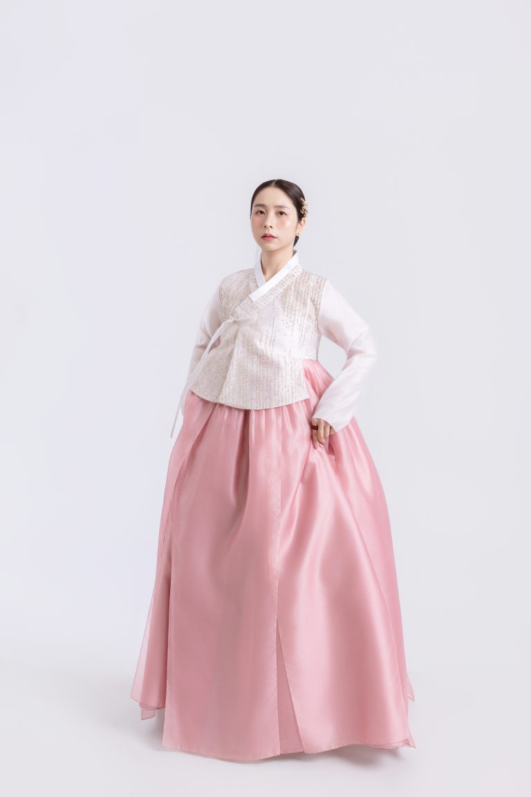 CÔNG CHÚA A25 hover layout