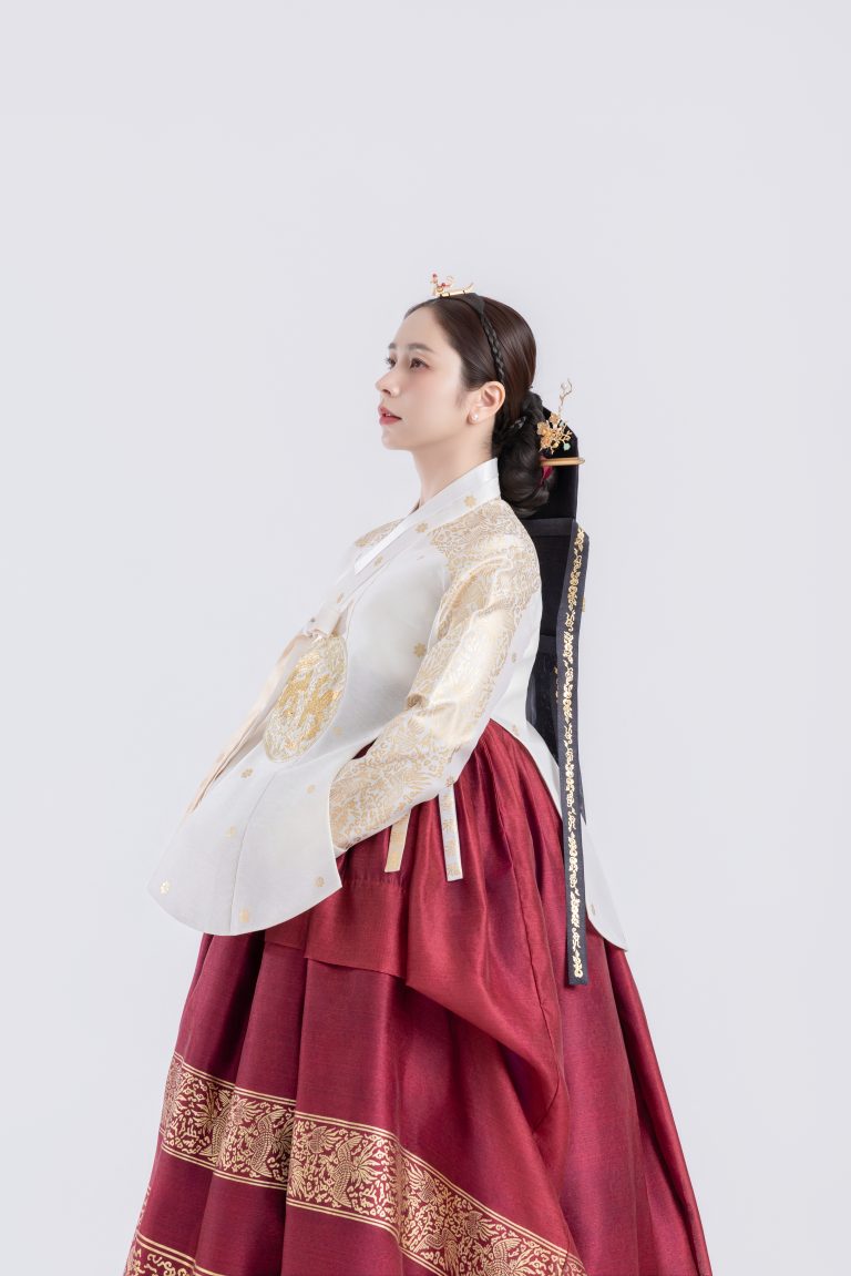 COMBO HOÀNG HẬU Q12 hover layout