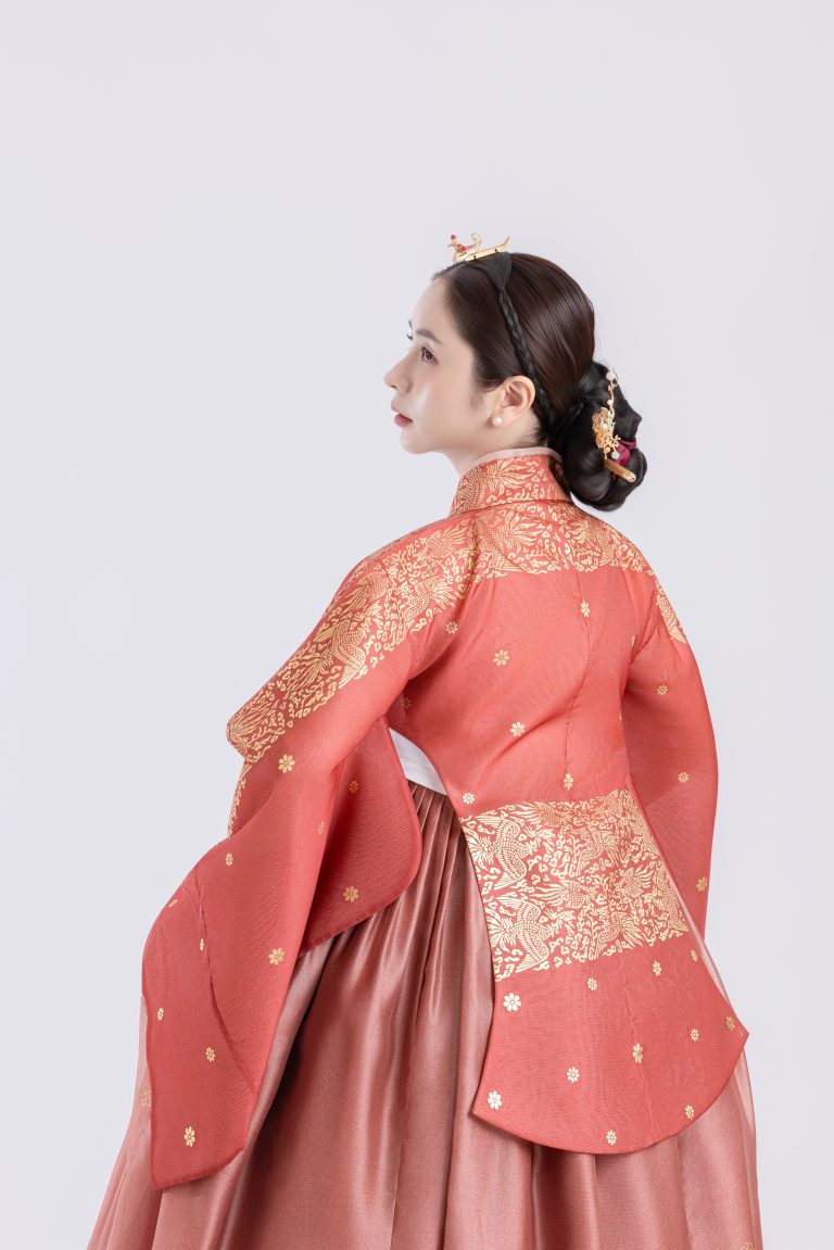 COMBO HOÀNG HẬU Q19 hover layout