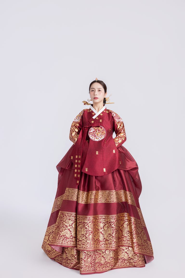 COMBO HOÀNG HẬU Q1