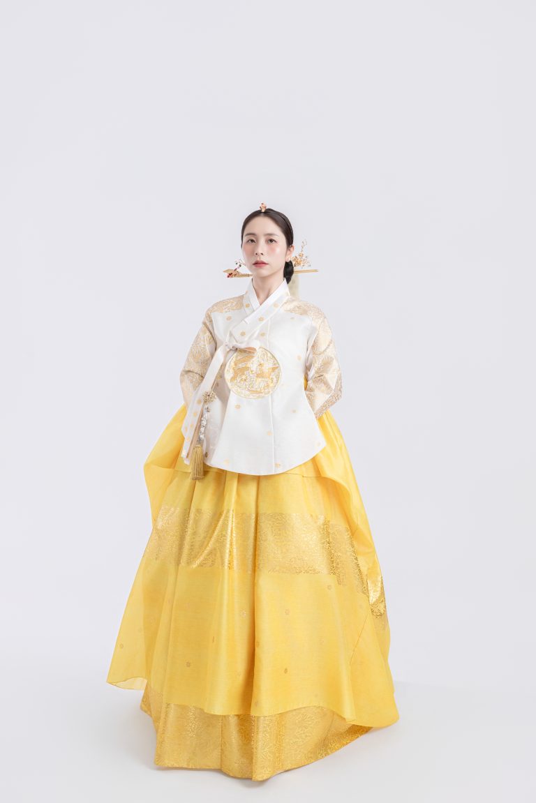 COMBO HOÀNG HẬU Q11