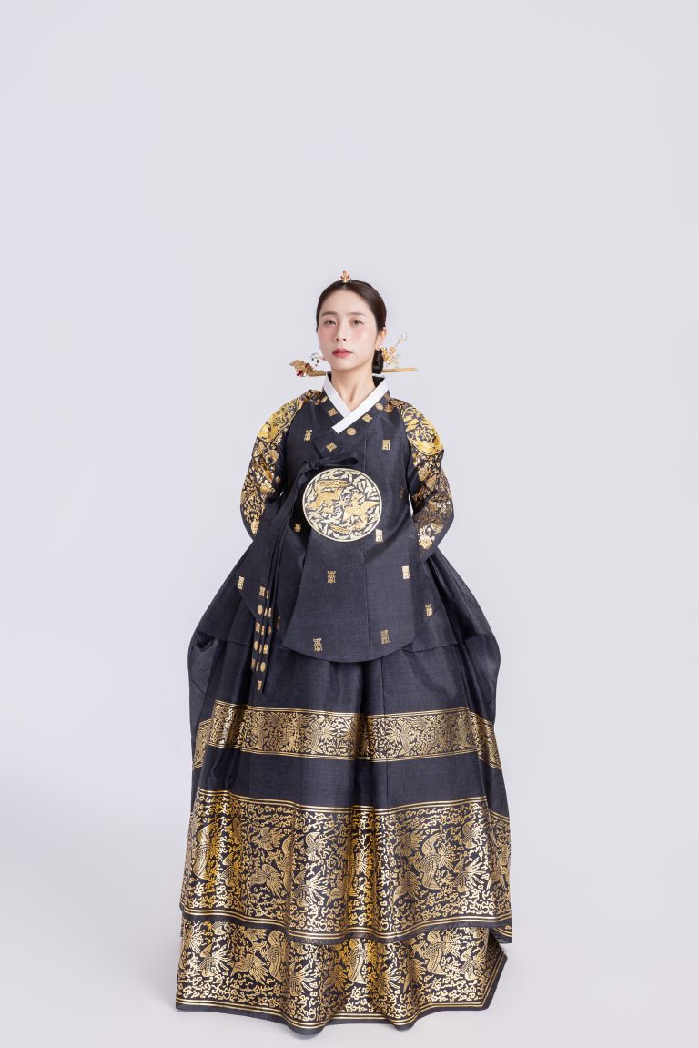 COMBO HOÀNG HẬU Q7